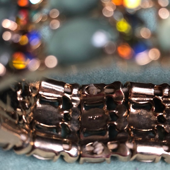 🌞❤️Stunning Crystal & Iridescent Bead Bracelet! - Picture 6 of 8